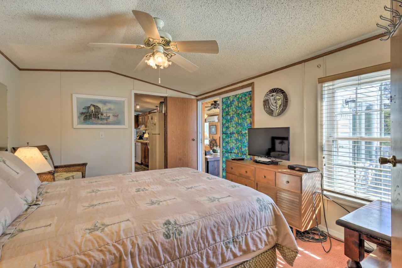 Вілла Quaint Chincoteague Island Hideaway With 2 Porches! Екстер'єр фото