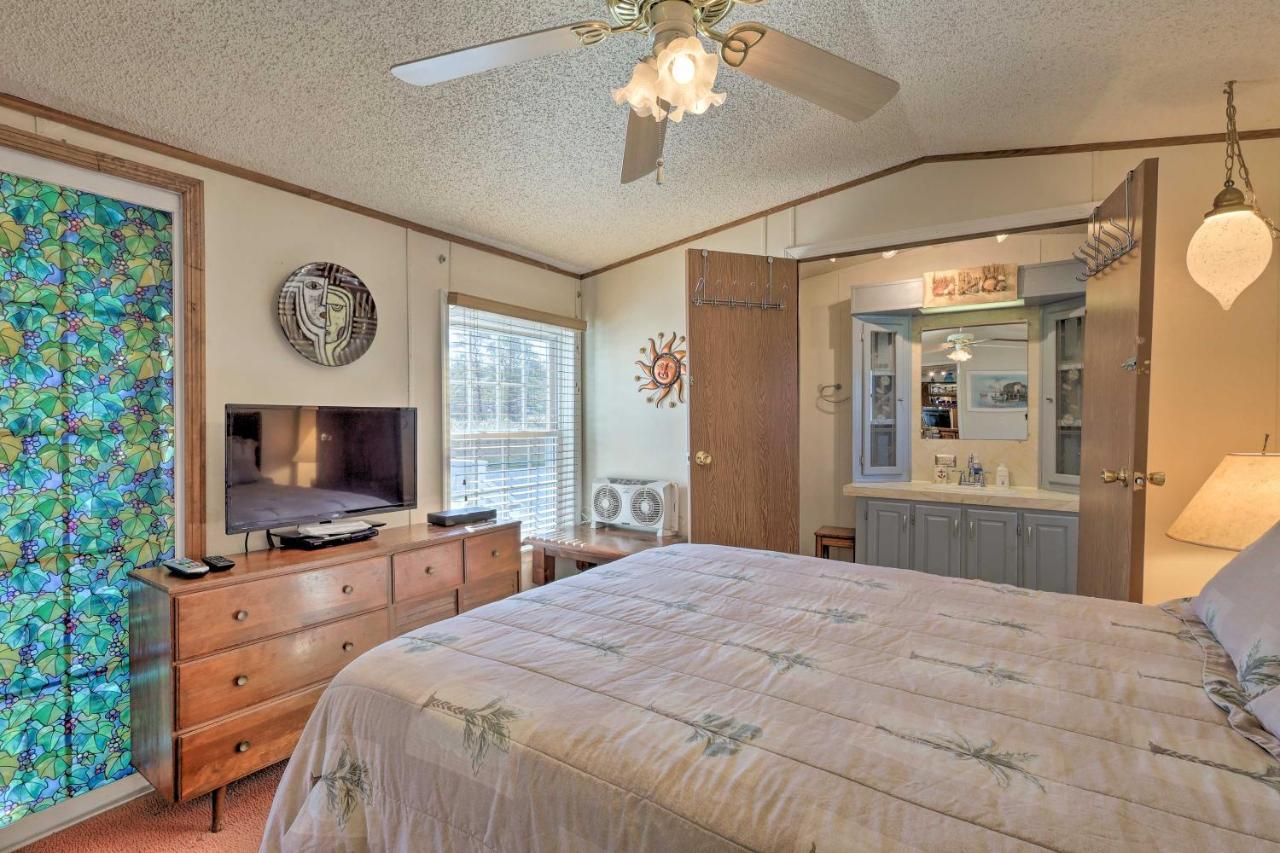 Вілла Quaint Chincoteague Island Hideaway With 2 Porches! Екстер'єр фото