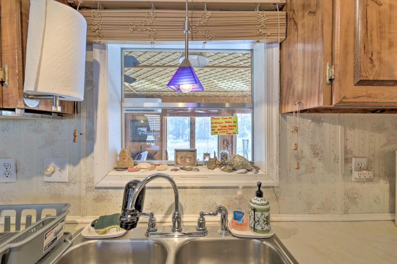 Вілла Quaint Chincoteague Island Hideaway With 2 Porches! Екстер'єр фото